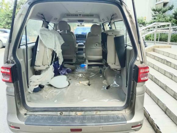 [上海·沪C] 二手东风风行菱智2020款 M5L 1.6L 豪华型 7座