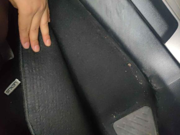 [成都·川A] 二手雷克萨斯雷克萨斯CT2017款 CT200h 精英版 单色 国VI