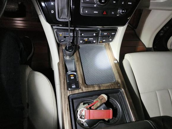 [苏州·苏E] 二手广汽传祺传祺M82018款 320T 尊享版