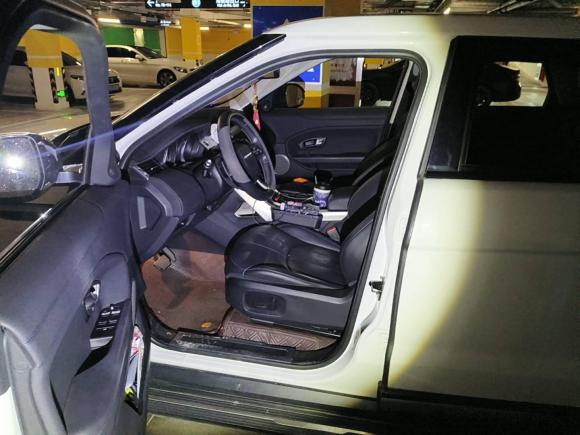 [上海·沪C] 二手路虎揽胜极光2017款 2.0T PURE 风尚版