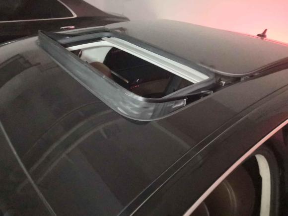 [常州·苏D] 二手奥迪奥迪A82011款 A8L W12 6.3 FSI quattro