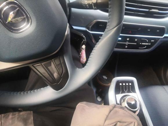 [杭州·浙A] 二手长安长安奔奔E-Star2022款 清心版 多彩款 磷酸铁锂