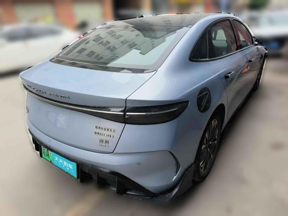 [广州·粤A] 二手比亚迪海豹2022款 550km 标准续航后驱版尊贵型