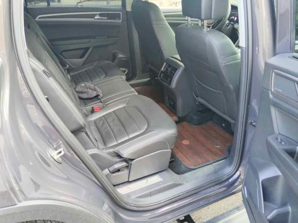 [南京·苏A] 二手大众途昂2017款 530 V6 四驱旗舰版