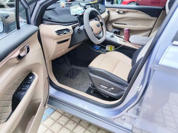 [深圳·粤A] 二手吉利几何吉利几何C2022款 葡萄C550