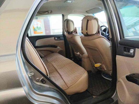 [西安·陕A] 二手起亚狮跑2013款 2.0L 手动两驱版GL