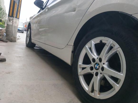 [上海·沪B] 二手宝马宝马2系多功能旅行车2015款 218i 领先型