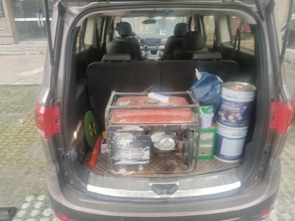 [宁波·浙B] 二手上汽大通MAXUS上汽大通MAXUS G102016款 2.0T 自动豪华版