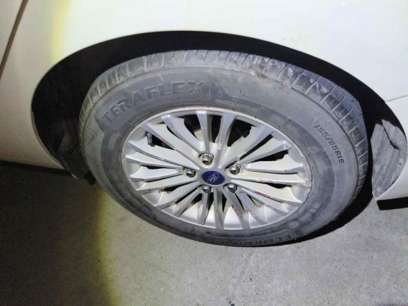 [佛山·粤E] 二手福特福睿斯2017款 改款 1.5L 自动舒适型