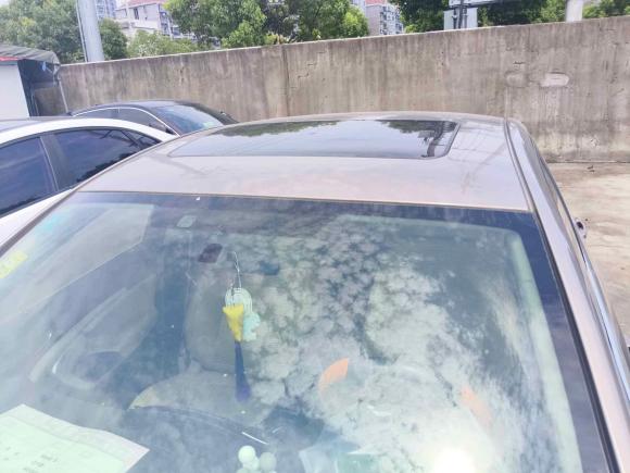 [上海·沪C] 二手别克君威2015款 2.0L 领先时尚型