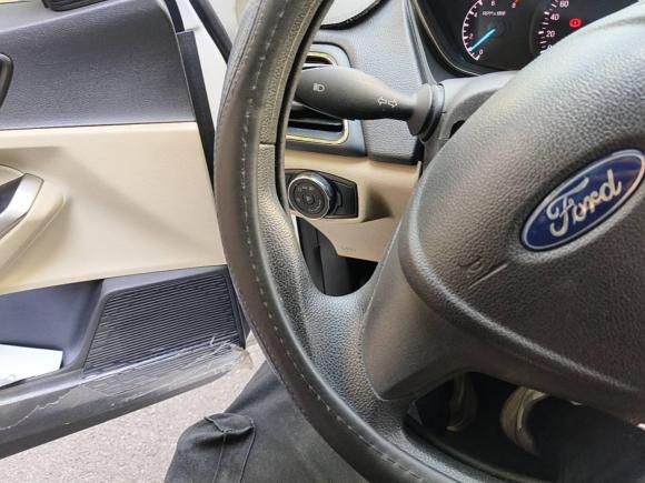 [杭州·浙E] 二手福特福睿斯2017款 改款 1.5L 自动舒适型