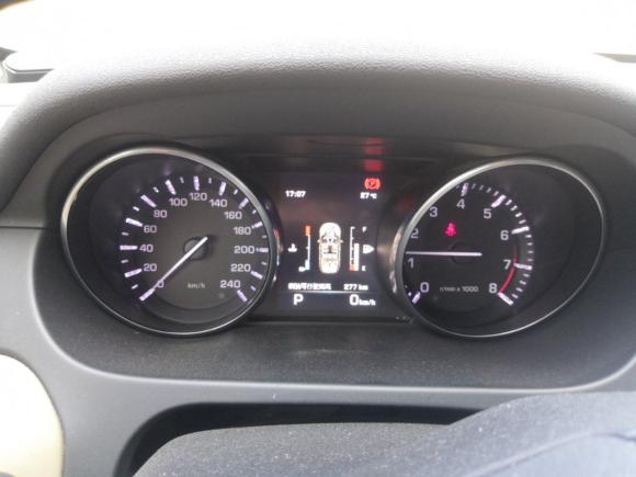 [青岛·鲁B] 二手路虎发现神行2016款 2.0T HSE