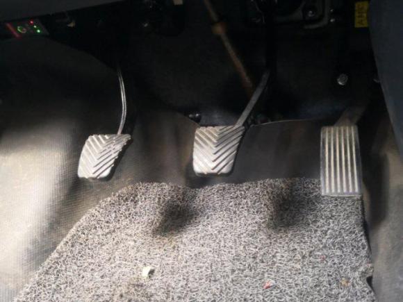 [西安·陕U] 二手起亚秀尔2012款 1.6L MT GL