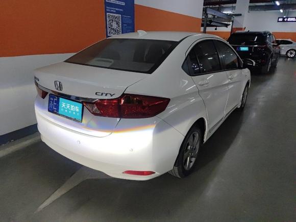 [苏州·苏E] 二手本田锋范2015款 1.5L 手动豪华版