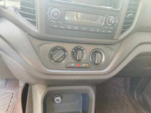 [上海·沪C] 二手五菱汽车五菱宏光V2022款 1.5L劲取版电动助力LAR