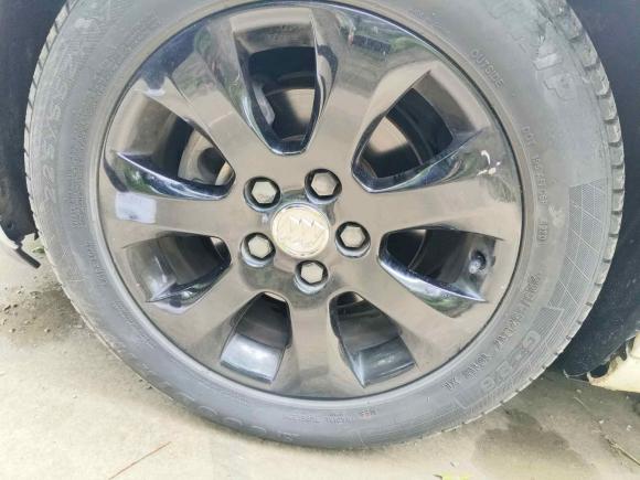 [上海·苏H] 二手别克君威2015款 2.0L 精英时尚型