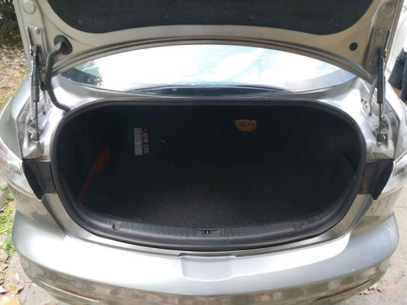 [上海·苏E] 二手马自达马自达3星骋2011款 三厢 2.0L 自动豪华型
