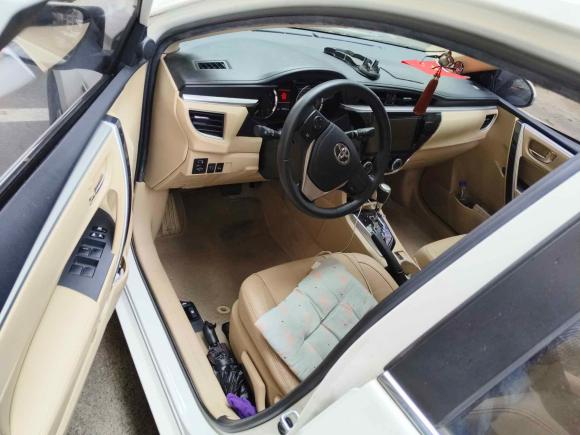 [武汉·鄂A] 二手丰田卡罗拉2014款 1.6L CVT GL-i真皮版