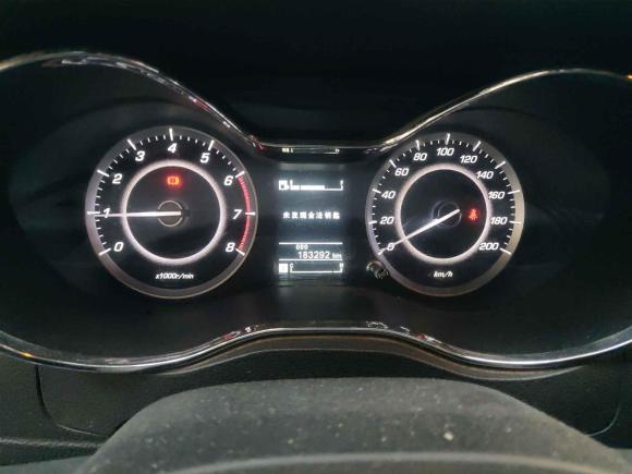 [武汉·鄂A] 二手宝骏宝骏5602015款 1.8L 手动豪华型