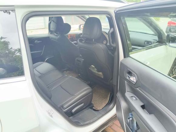 [南通·苏F] 二手Jeep大指挥官2022款 2.0T 四驱豪华版