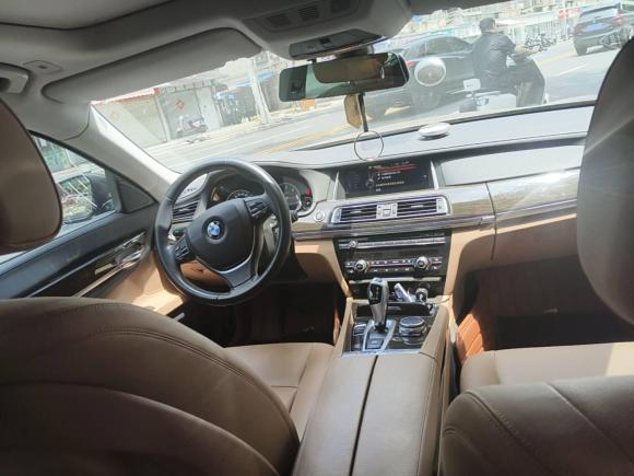 [南京·苏A] 二手宝马宝马7系2014款 730Li 臻享型