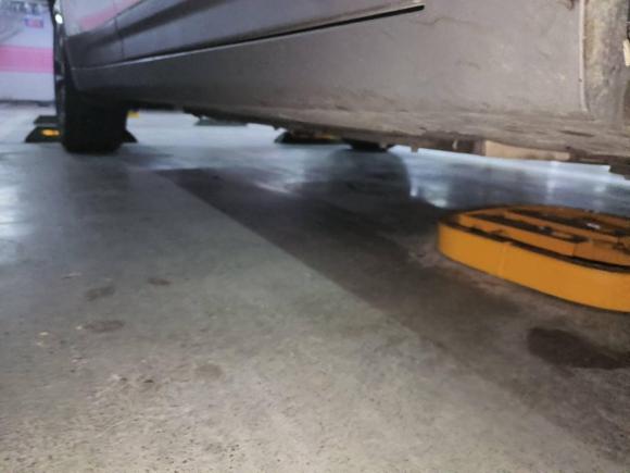 [苏州·苏E] 二手吉利几何吉利几何C2022款 蓝莓C400