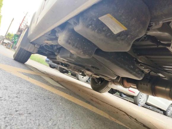 [杭州·浙E] 二手东风御风御风2023款 V9+ 2.0T 自动前驱多功能短轴低顶5/6座