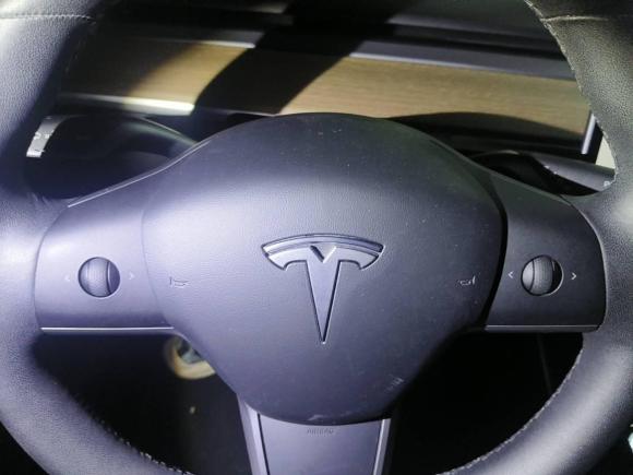 [深圳·粤B] 二手特斯拉Model 32020款 改款 长续航后轮驱动版