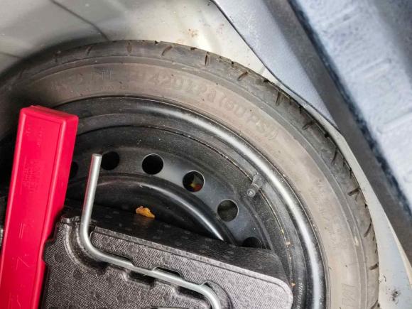 [上海·沪B] 二手丰田卡罗拉2018款 双擎 1.8L E-CVT智尚版