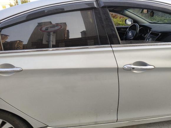 [佛山·粤E] 二手现代索纳塔2011款 2.0L 自动豪华版