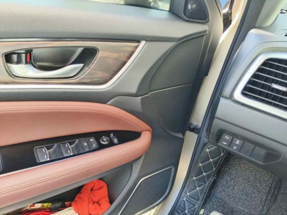 [上海·沪D] 二手本田本田UR-V2017款 370TURBO 四驱尊享版 国V