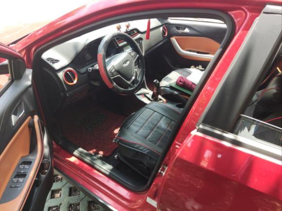 [上海·沪C] 二手奇瑞瑞虎3x2017款 1.5L 手动豪华版