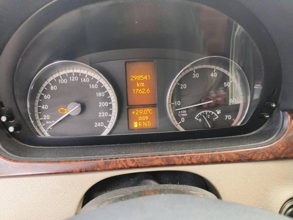 [合肥·皖A] 二手奔驰唯雅诺2011款 2.5L 豪华版