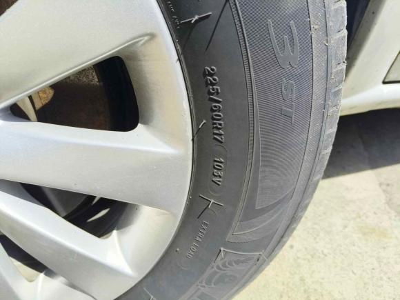 [苏州·苏E] 二手别克别克GL82014款 2.4L 舒适版