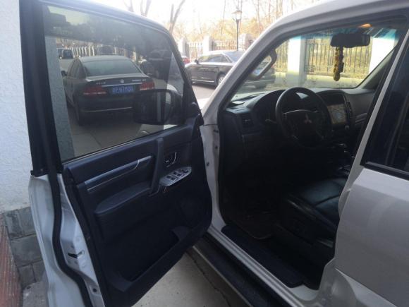 [北京·京Q] 二手三菱帕杰罗2014款 3.0L 精英超越版