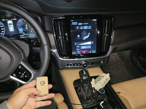 [合肥·皖A] 二手沃尔沃沃尔沃V902017款 Cross Country T5 AWD 智尊版