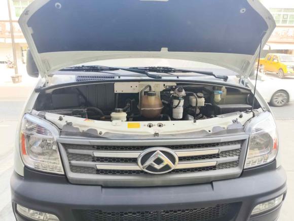 [上海·皖B] 二手上汽大通MAXUS新途V802020款 2.5T 手动经典城配王短轴中顶2/3座