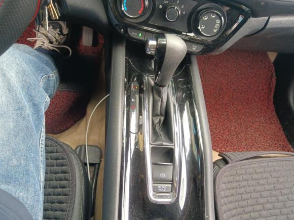 [芜湖·皖B] 二手本田缤智2015款 1.8L CVT两驱精英型