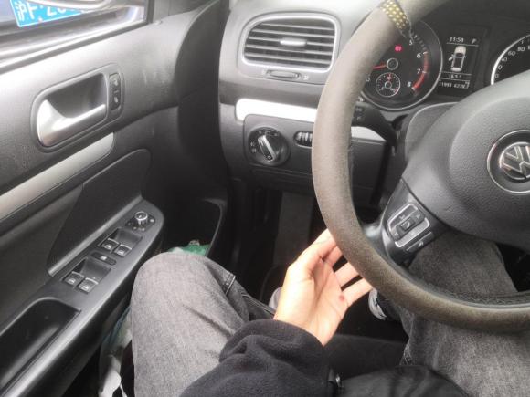 [上海·沪E] 二手大众高尔夫2011款 1.4TSI 舒适旅行版