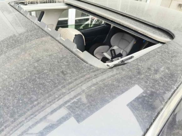 [上海·沪K] 二手英菲尼迪英菲尼迪Q702013款 Q70L 2.5L 舒适版