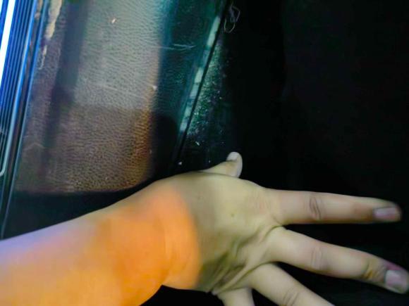 [无锡·苏B] 二手哈弗哈弗H62013款 升级版 1.5T 手动两驱精英型