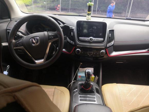 [金华·鄂C] 二手长安长安CS552017款 1.5T 手动炫色型