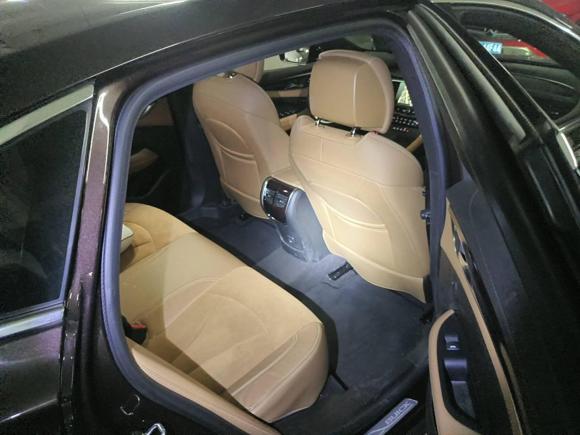 [上海·沪D] 二手别克君越2018款 28T 豪华型