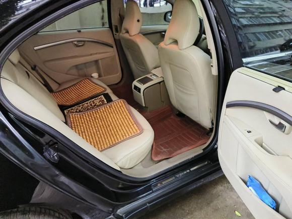 [济南·鲁A] 二手沃尔沃沃尔沃S80L2011款 2.0T 智尚版