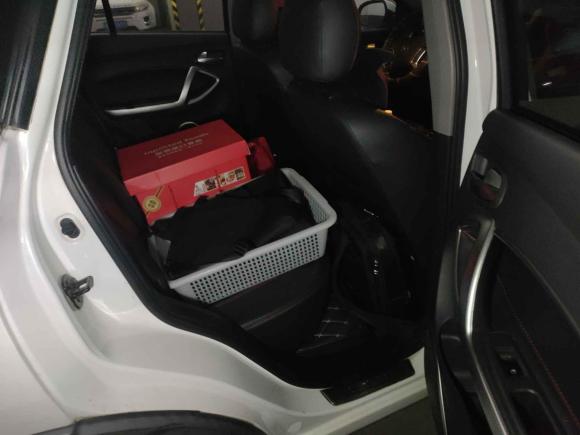 [无锡·皖J] 二手海马海马S52018款 1.5T CVT旗舰型