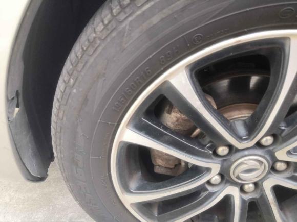 [佛山·粤E] 二手东风风行风行S5002016款 1.6L 手动豪华型