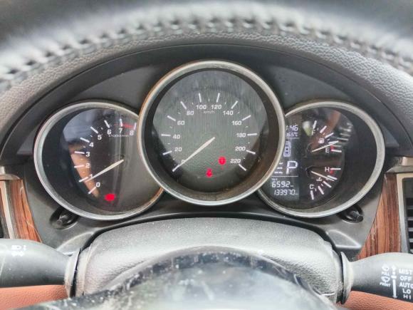 [上海·苏E] 二手众泰众泰SR92017款 2.0T 自动极致之光版