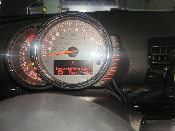 [青岛·鲁B] 二手MINIMINI CLUBMAN2016款 改款 1.5T COOPER