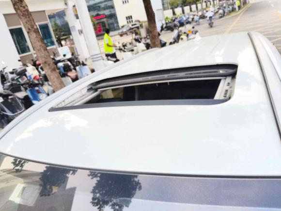 [深圳·鄂Q] 二手长安长安CS552018款 1.5T 自动炫色型 国V