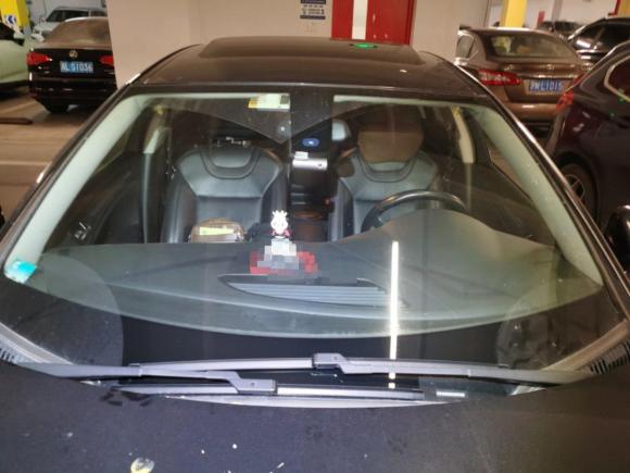 [上海·沪A] 二手雪铁龙雪铁龙C52012款 2.3L 自动尊贵型